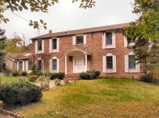 39 Countryside Rd, Columbia, NJ 07832