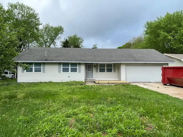 835 N Glenn Ave, Springfield, MO 65803