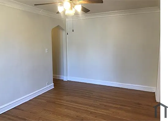 7456 S Eberhart Ave #205 — Photo 3