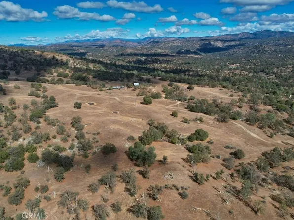 193 River Knolls Rd, Coarsegold, CA 93614