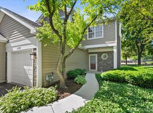 1152 Regency Dr, Schaumburg, IL 60193