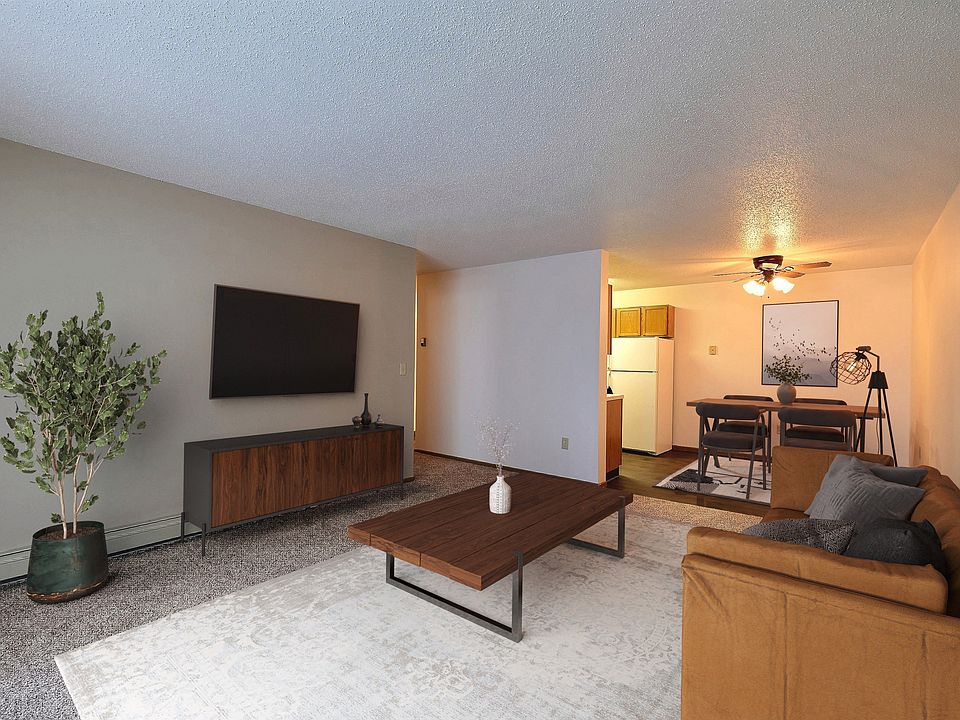 Fargo, ND Chestnut Ridge Apartments | Living