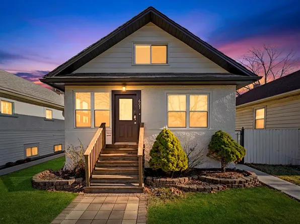 607 N 9th Ave, Maywood, IL 60153