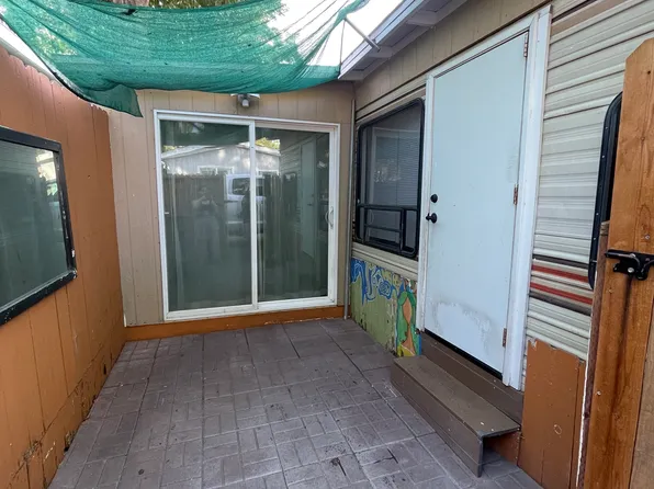 234 E 47th St Space 23, Long Beach, CA 90805