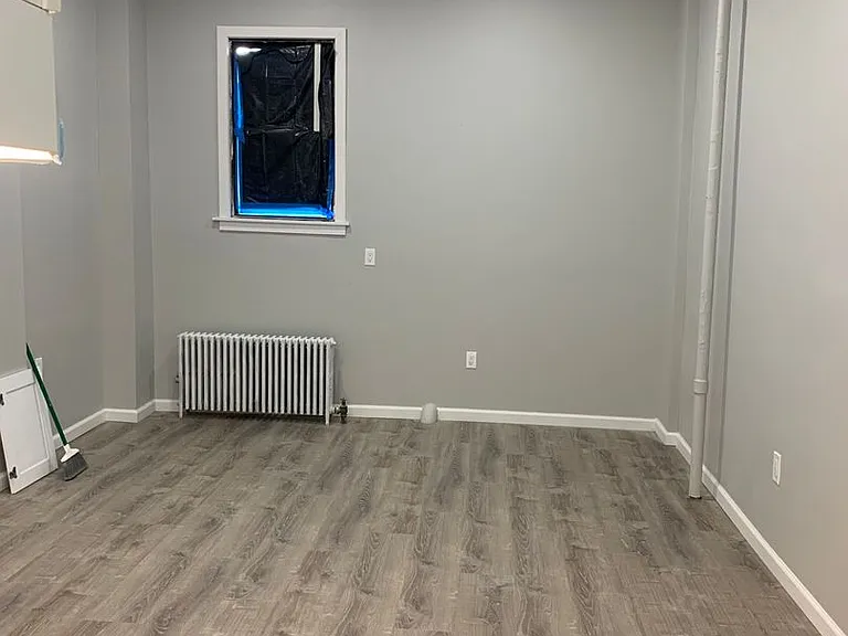 162 Willow St — Photo 1