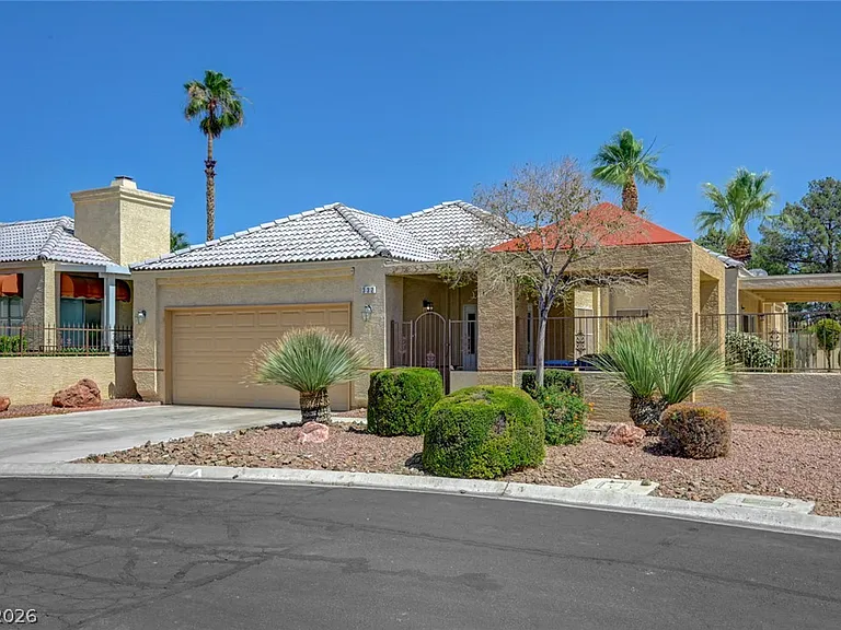332 Wild Plum Ln — Photo 3