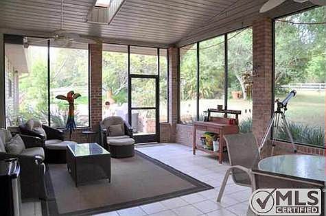 5th image of 2446 Lakefair Dr