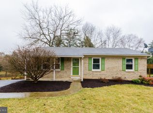 6 Stanford Rd, Hagerstown, MD 21742