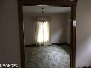 5th image of 266 Cleveland Ct