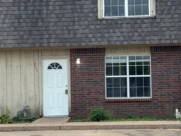 223 E Joe St #1, Farmington, AR 72730