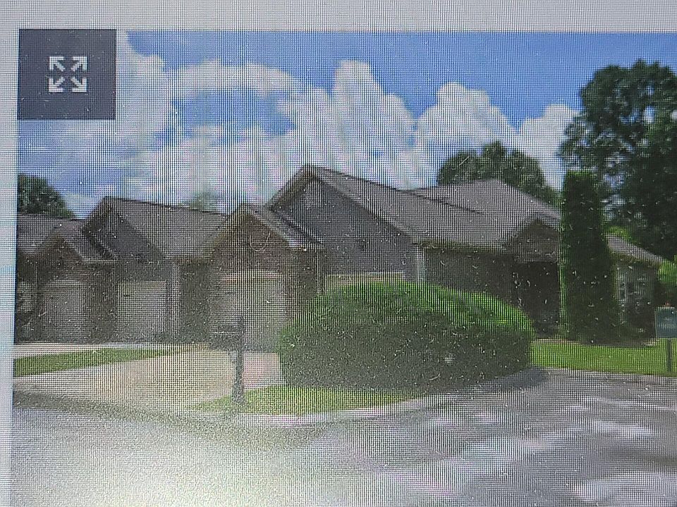 1st image of 286 Templeton Ln