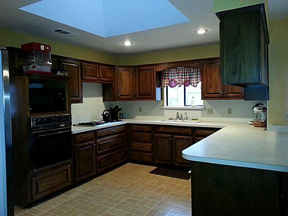 3rd image of 5508 Glenlivet Pl