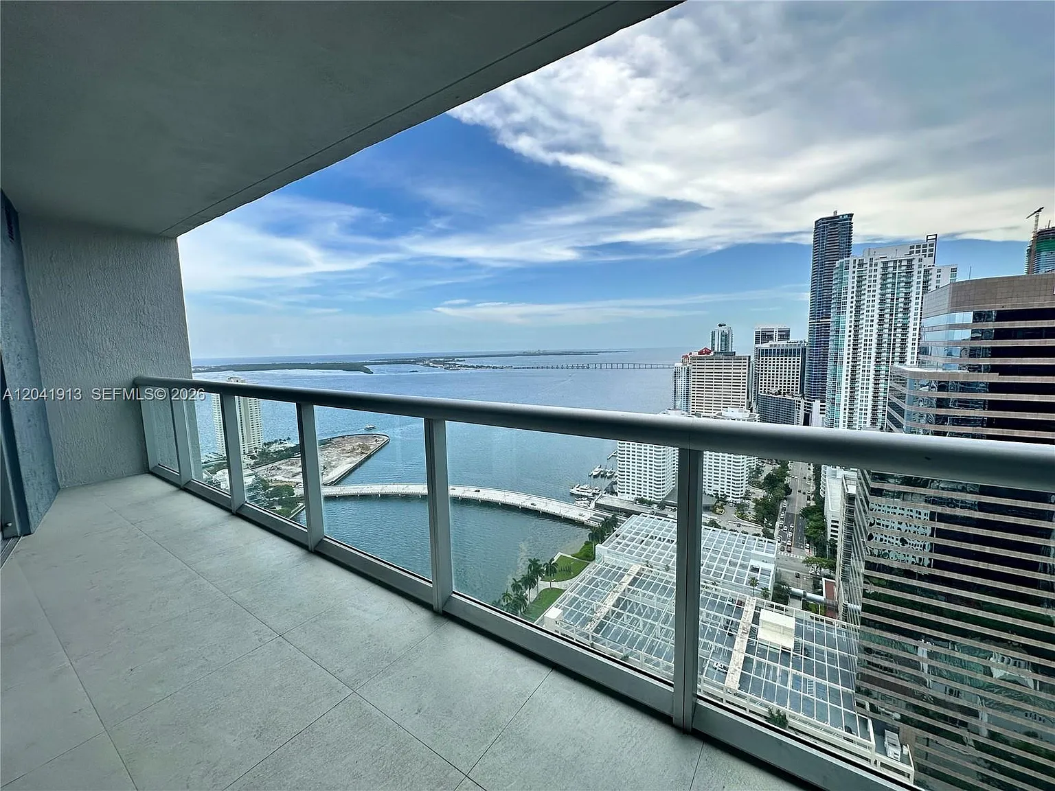 Icon Brickell No Two — Photo 4