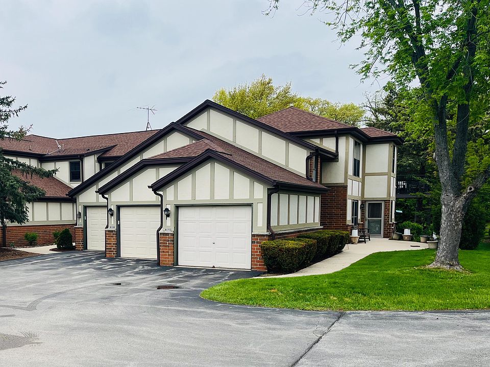 1st image of 8110 S Forest Hills Cir