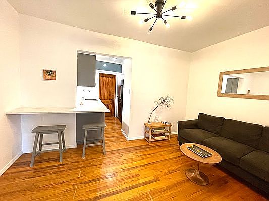 4th image of 316 23rd St Floor 2