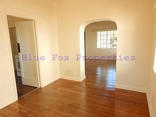 4th image of 2622 E 6th St