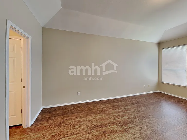 1413 Park Palisades Dr — Photo 11