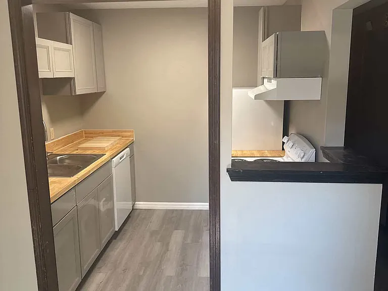 455 Stara Cir #C — Photo 16