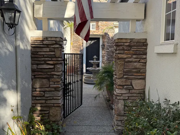 1510 Freswick Dr, Folsom, CA 95630