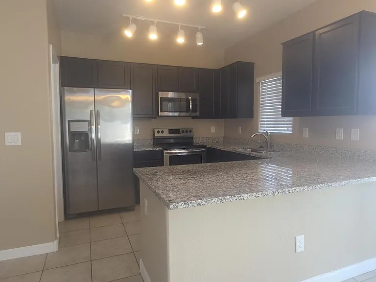 2150 W Alameda Rd #1229 — Photo 9