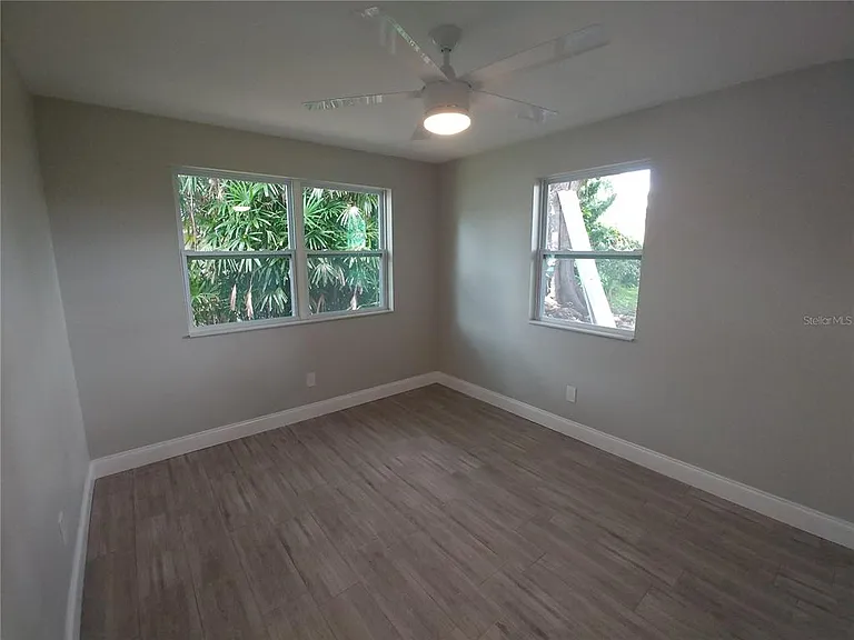 4027 Condor Ln — Photo 7