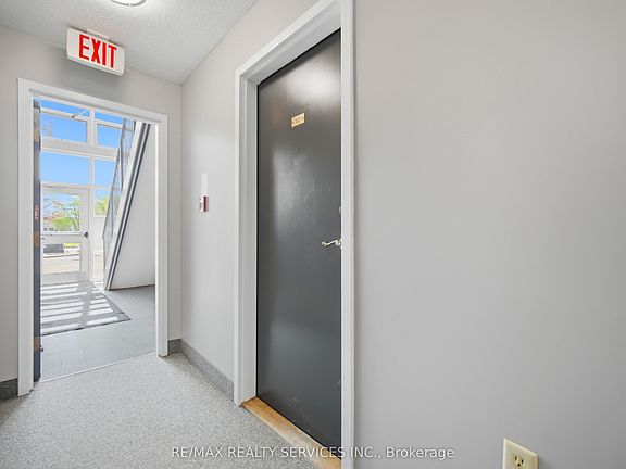4th image of 211 Forum Dr #110A