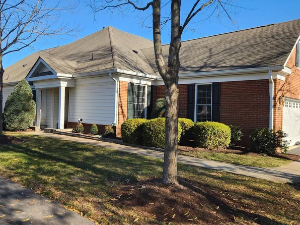 5489 Rodriquez Ln, Haymarket, VA 20169