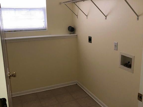 3rd image of 106 N C St #1