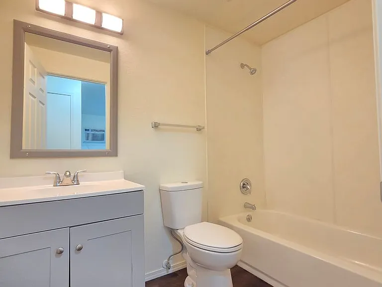39 E Westview Ave — Photo 22