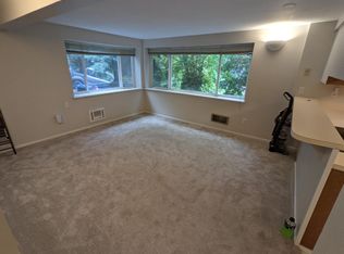 1927 Franklin Pl E #C, Seattle, WA 98102