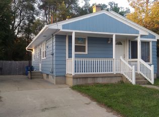 27 Walter St SE, Wyoming, MI 49548