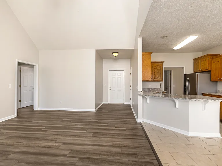 1755 Titanic Ct — Photo 10