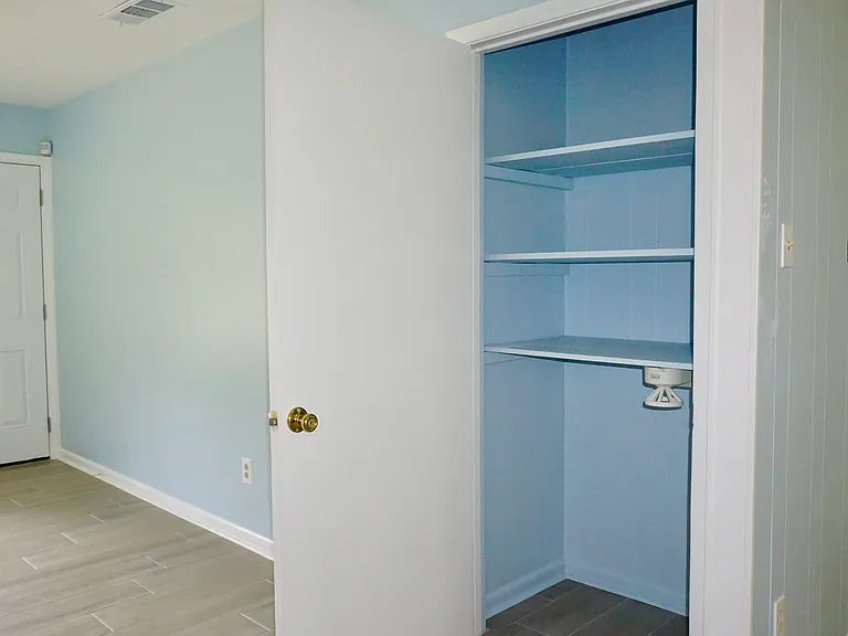 852 Hoyt Rd — Photo 10
