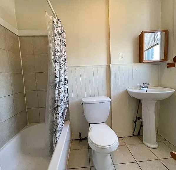 317 S 60th St #1 — Photo 8