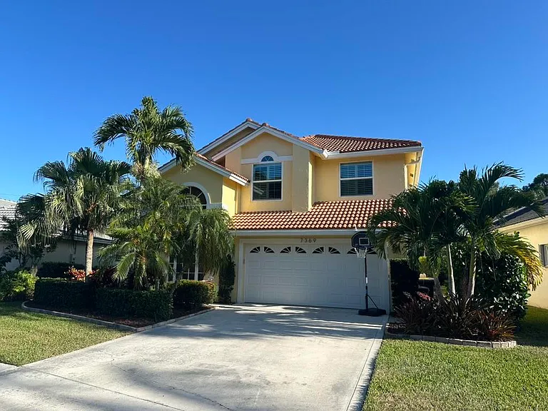 7369 SE Seagate Ln — Photo 2