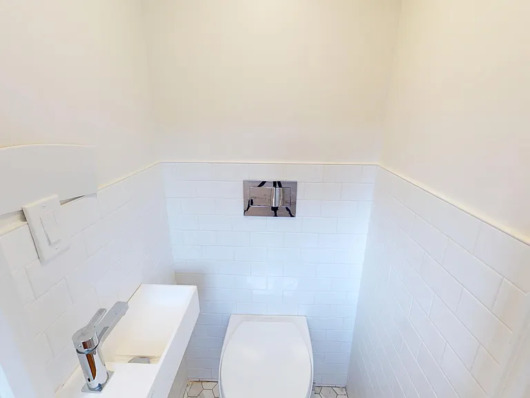 8 Davenport St #3 — Photo 14