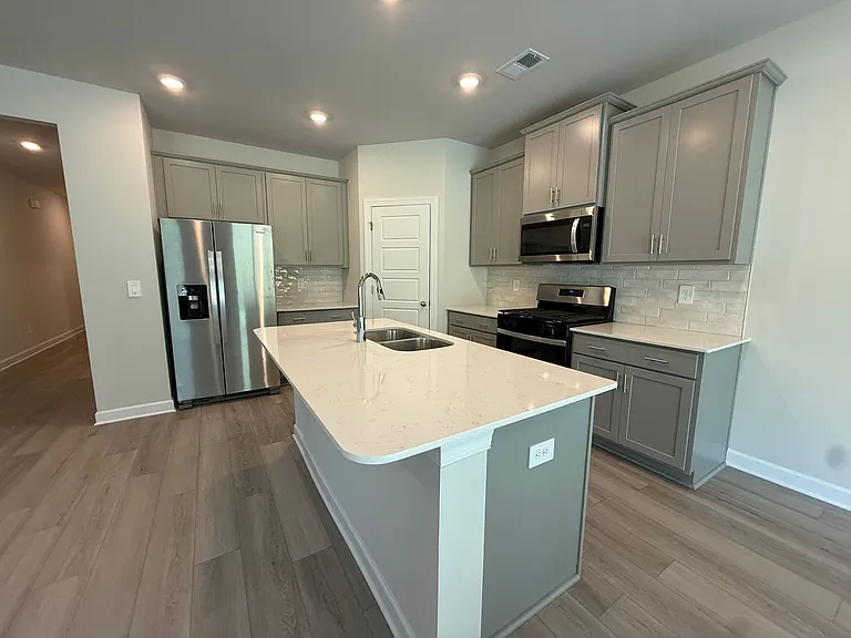 118 Blooming Meadow Rd — Photo 5