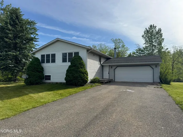 501 Briarwood Ln, Pioneer, OH 43554