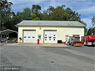 2400 sf Garage