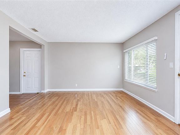 4th image of 5381 43RD AVENUE N