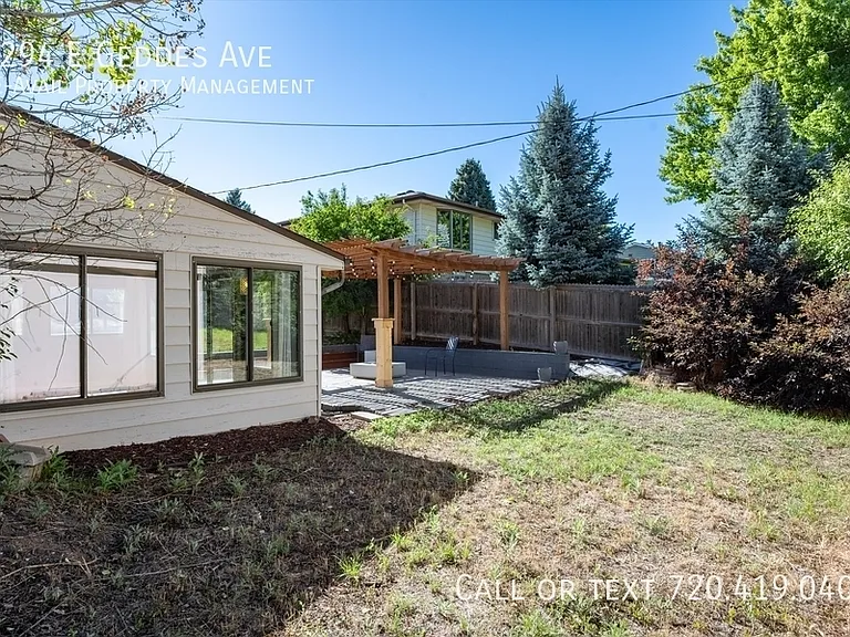 4294 E Geddes Ave — Photo 34