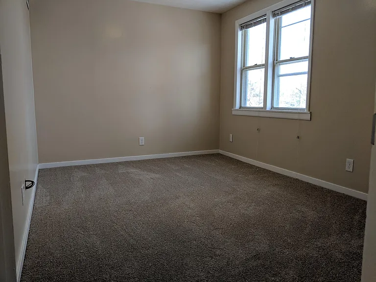 186 Juniper Dr — Photo 8