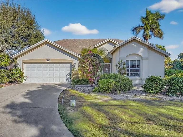 2729 Branch Ln — Photo 1