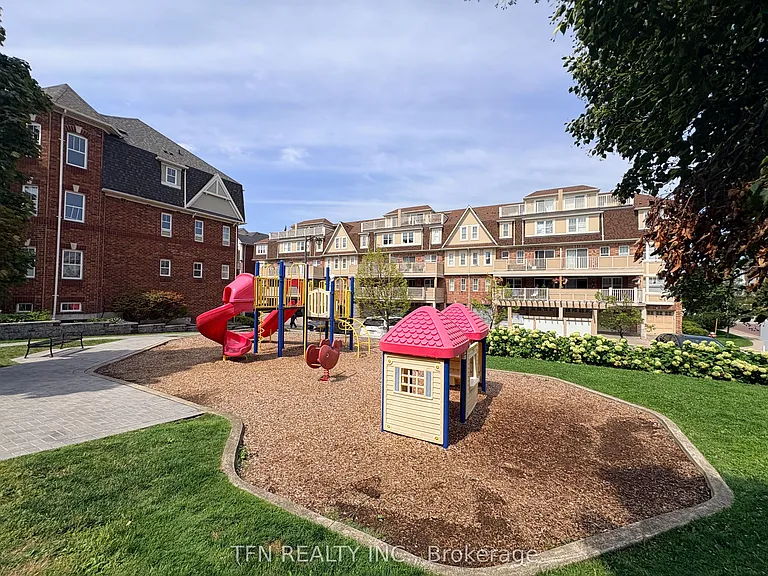 588 Shoreline Dr #3 — Photo 44