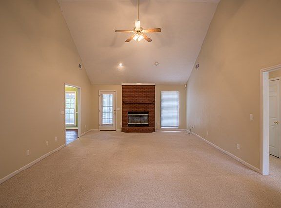 4th image of 260 Lee Road 2019