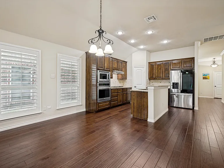 10408 Old Eagle River Ln — Photo 7