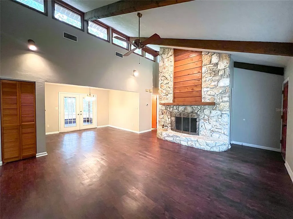 Building Photo - 720 SW 77th Ter