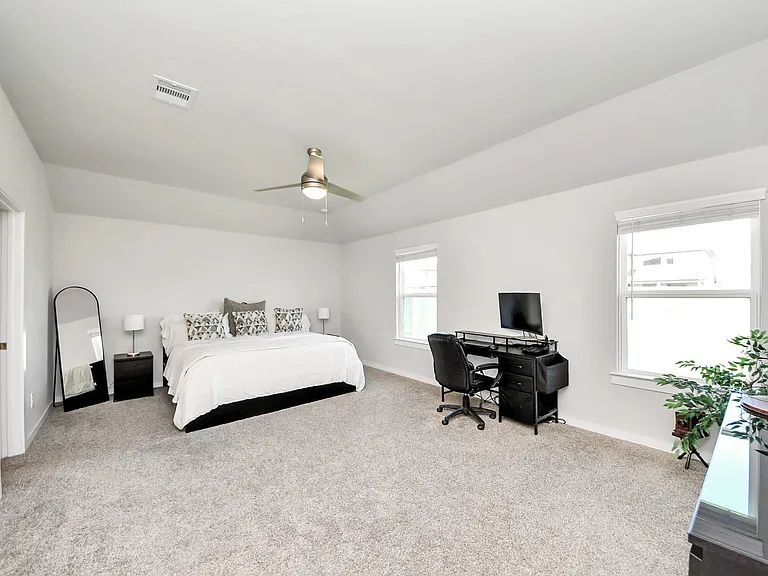 3306 Dagostino Creek Dr — Photo 30