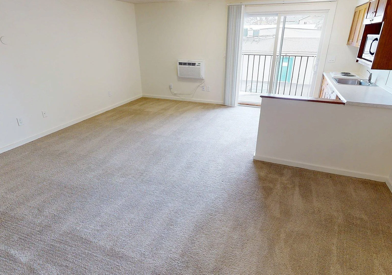 2035 Marine Street — Photo 4