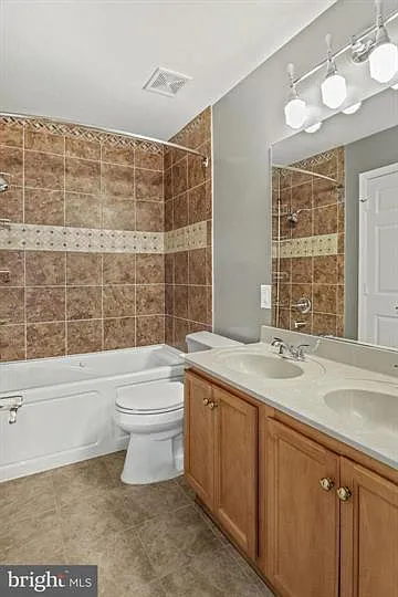 6212 Lilac Bush Ln — Photo 7